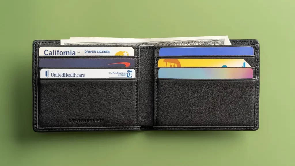 Compact Card and Coin Purses Perfect for Modern Minimalist Lifestyles